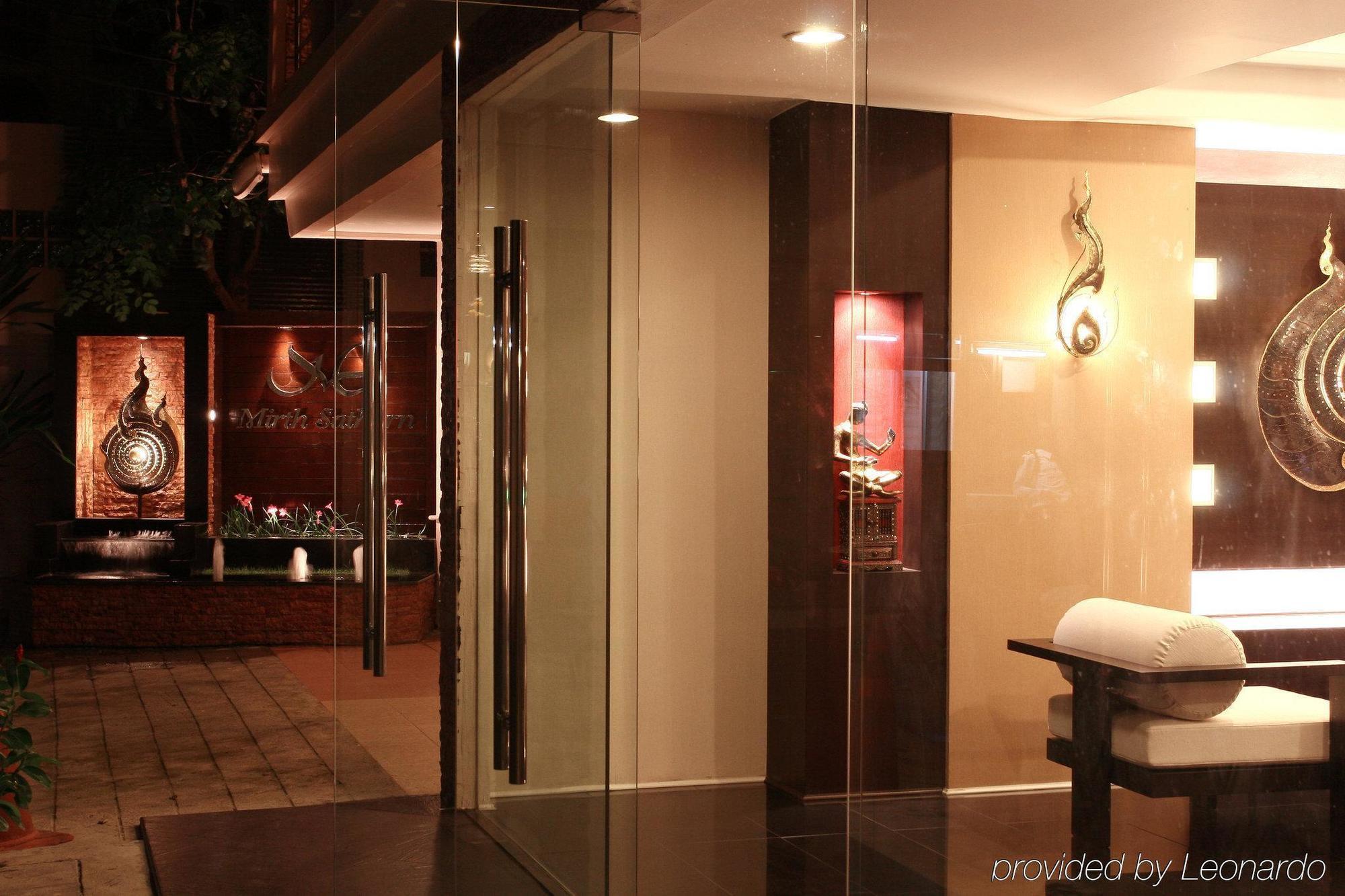בנגקוק Mirth Sathorn Hotel מראה חיצוני תמונה