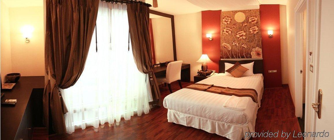 בנגקוק Mirth Sathorn Hotel מראה חיצוני תמונה