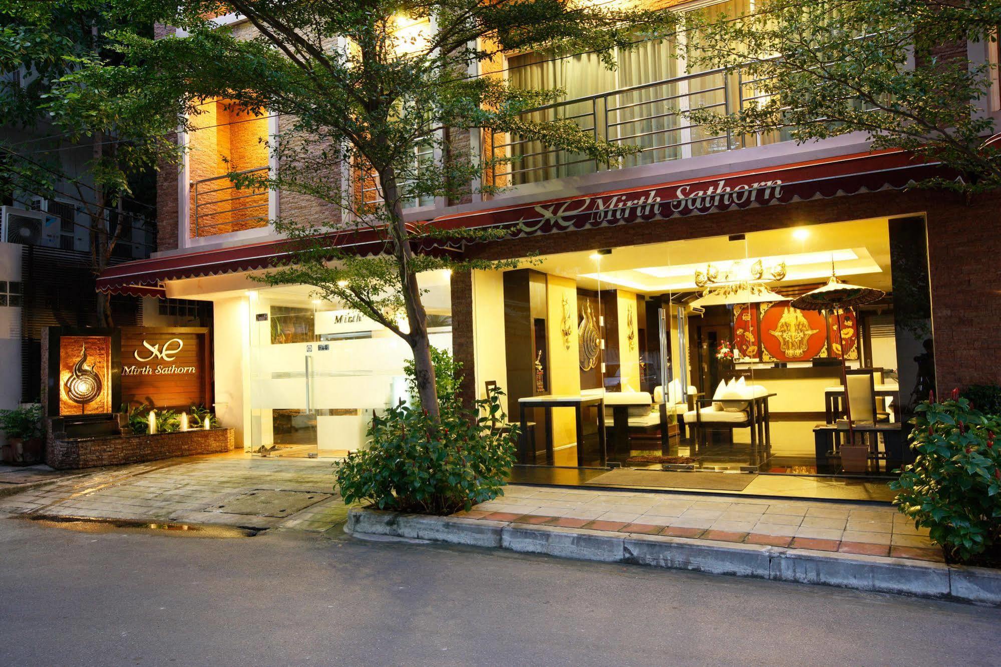בנגקוק Mirth Sathorn Hotel מראה חיצוני תמונה