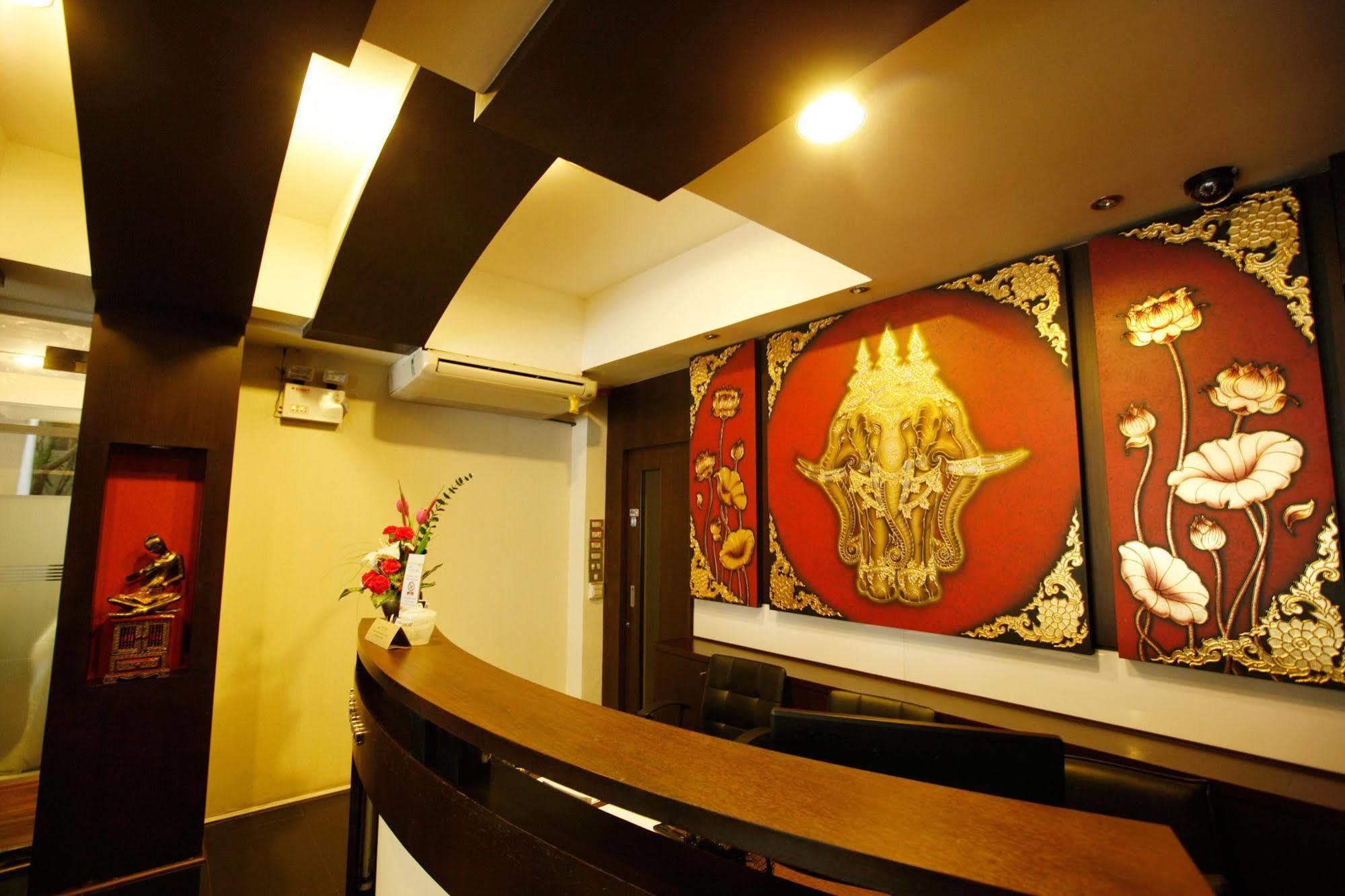 בנגקוק Mirth Sathorn Hotel מראה חיצוני תמונה